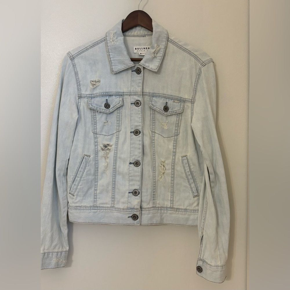 Bullhead Light Wash Distressed Jean Jacket Pale Blue Sz:M Reg. Fit 100% Cotton